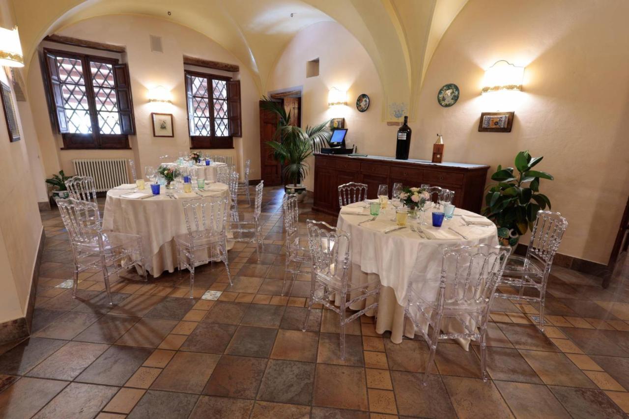 Hotel Corte Dei Tini Teramo Eksteriør billede